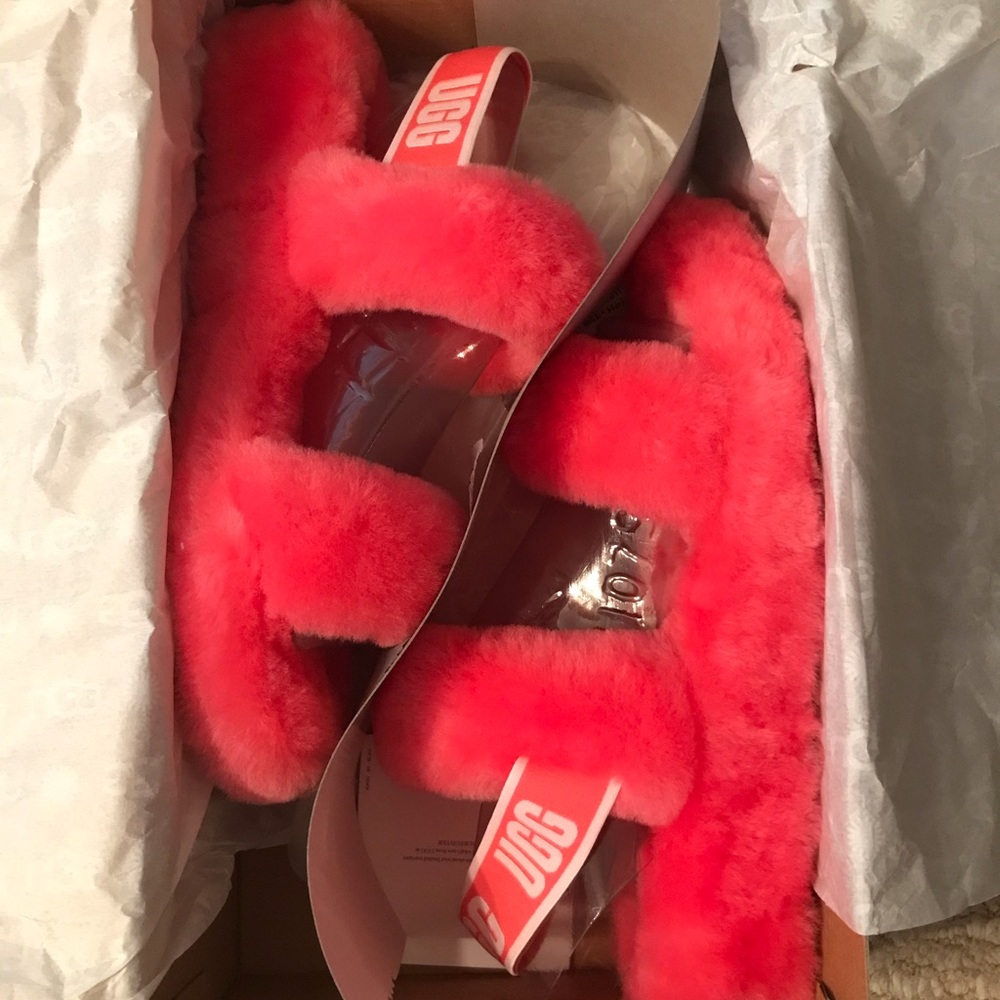 UGG Oh Yeah Slipper Sandals Strawberry Sorbet Size 8 Brand New
